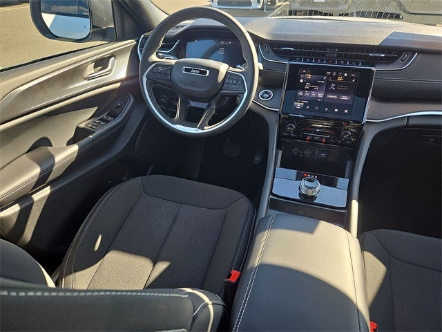 2024 Jeep Grand Cherokee Laredo X