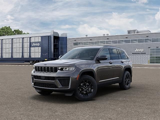 2026 Jeep Grand Cherokee Laredo