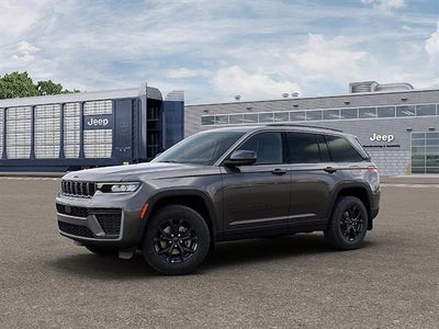 2026 Jeep Grand Cherokee Laredo