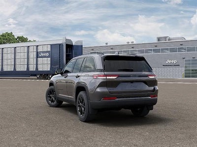 2026 Jeep Grand Cherokee Laredo