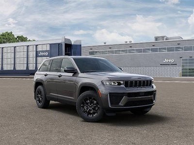 2026 Jeep Grand Cherokee Laredo
