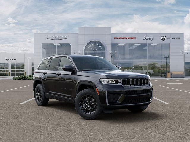 2026 Jeep Grand Cherokee Laredo Altitude