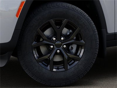 2026 Jeep Grand Cherokee Laredo