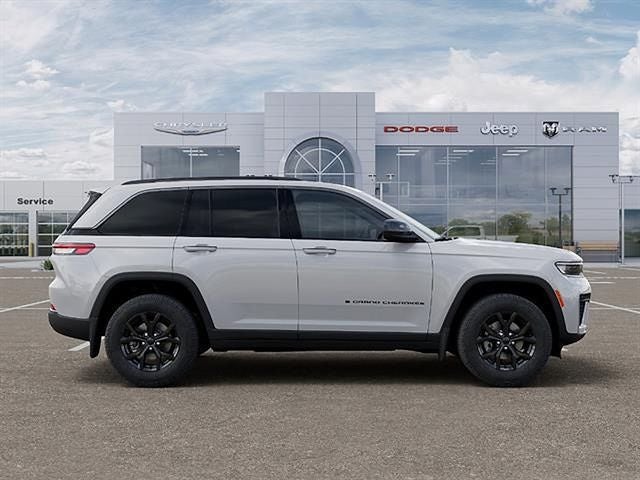 2026 Jeep Grand Cherokee Laredo