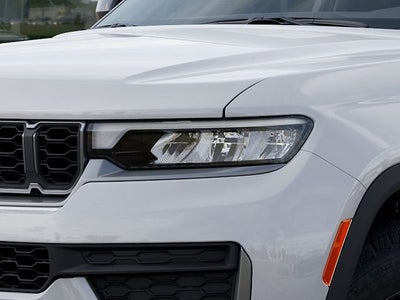 2026 Jeep Grand Cherokee Laredo