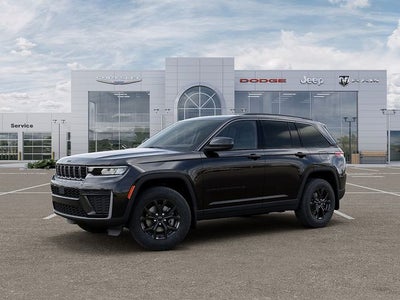 2026 Jeep Grand Cherokee Laredo Altitude