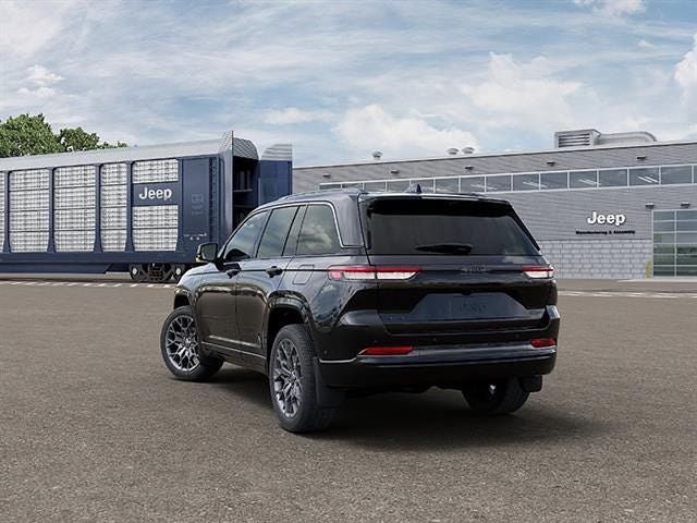 2026 Jeep Grand Cherokee Summit