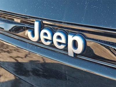 2022 Jeep Grand Cherokee Summit