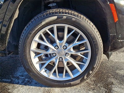 2022 Jeep Grand Cherokee Summit