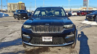 2022 Jeep Grand Cherokee Summit