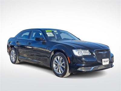 2023 Chrysler 300 Touring