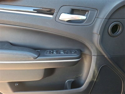 2023 Chrysler 300 Touring