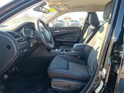 2023 Chrysler 300 Touring