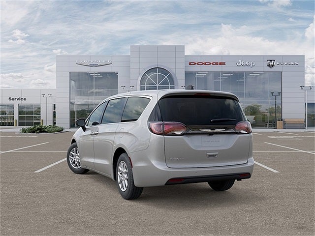 2026 Chrysler Voyager LX