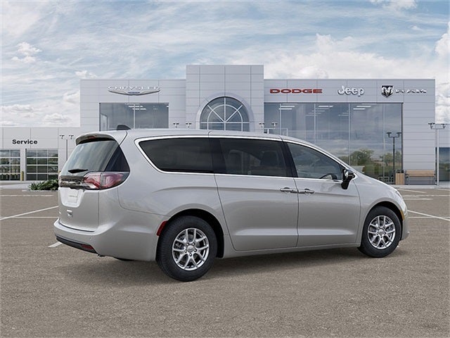 2026 Chrysler Voyager LX