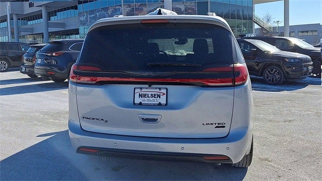 2026 Chrysler Pacifica Limited