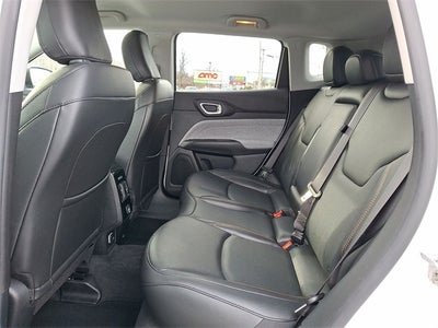 2022 Jeep Compass Latitude Lux