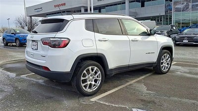 2022 Jeep Compass Latitude Lux