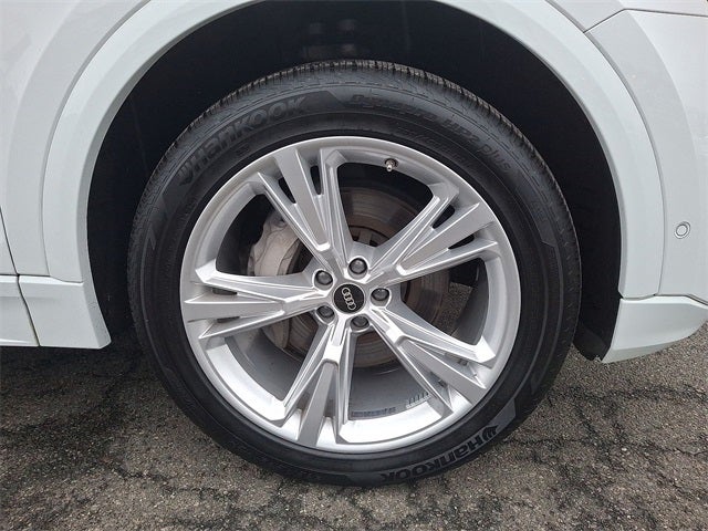 2022 Audi Q8 55 Premium Plus quattro