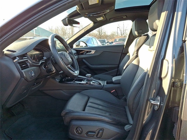 2023 Audi A4 45 S line Premium Plus quattro