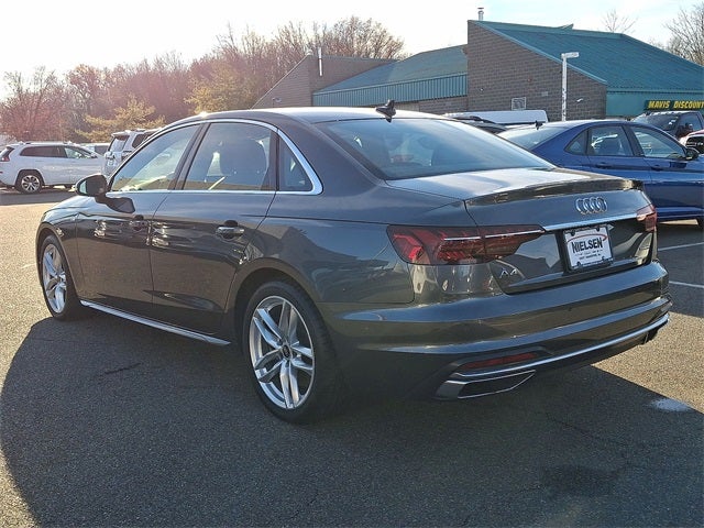 2023 Audi A4 45 S line Premium Plus quattro