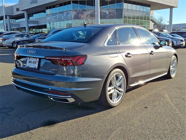 2023 Audi A4 45 S line Premium Plus quattro