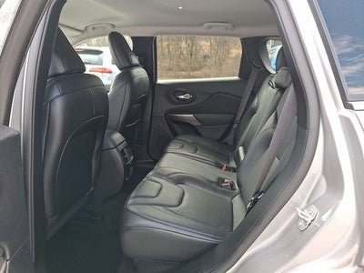 2022 Jeep Cherokee Latitude Lux