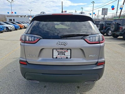 2022 Jeep Cherokee Latitude Lux