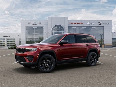 2025 Jeep Grand Cherokee Laredo