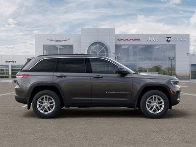 2026 Jeep Grand Cherokee Laredo