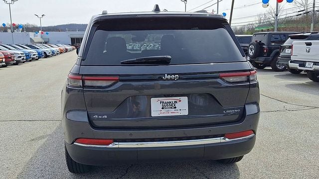 2023 Jeep Grand Cherokee Laredo