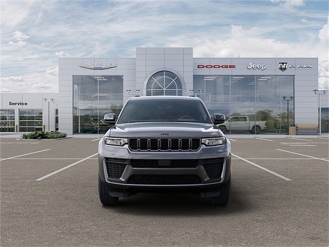 2026 Jeep Grand Cherokee Laredo
