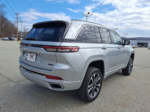 2022 Jeep Grand Cherokee Overland