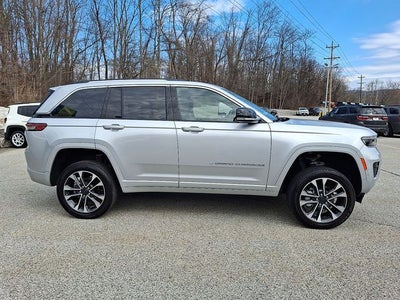 2022 Jeep Grand Cherokee Overland