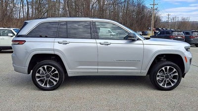 2022 Jeep Grand Cherokee Overland
