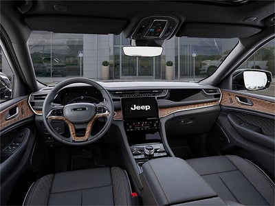 2025 Jeep Grand Cherokee Summit