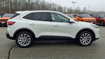 2022 Ford Escape Titanium