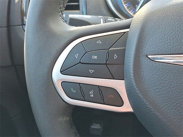 2023 Chrysler 300 Touring