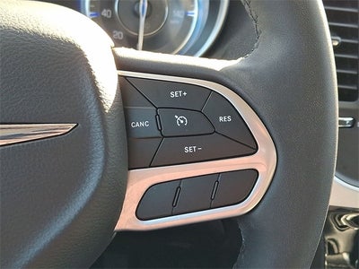 2023 Chrysler 300 Touring