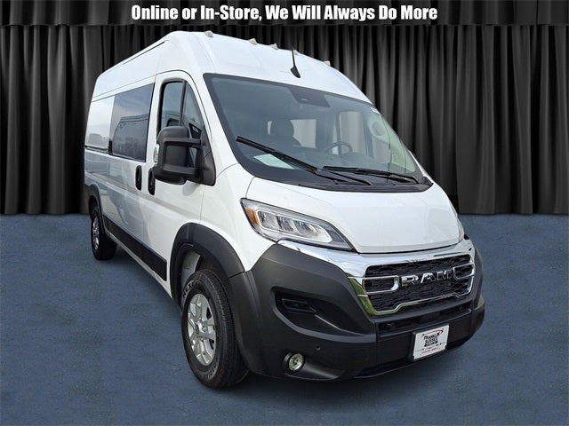 2025 RAM ProMaster 3500 High Roof 136 WB