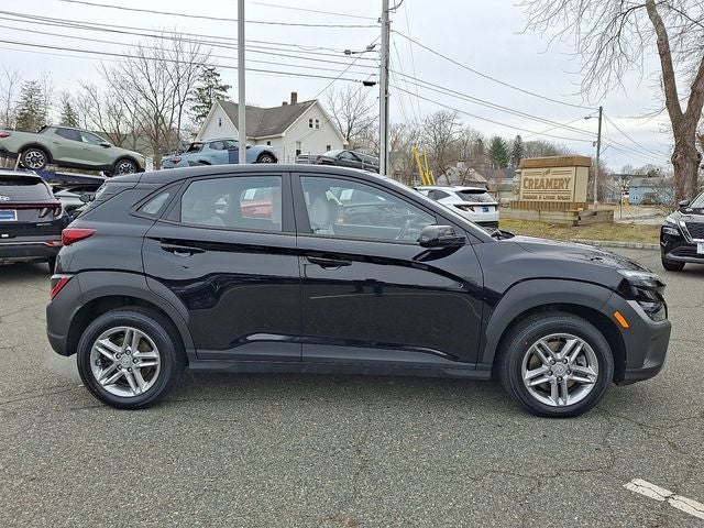 2023 Hyundai Kona SE