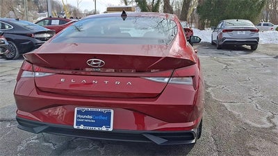 2023 Hyundai Elantra SEL