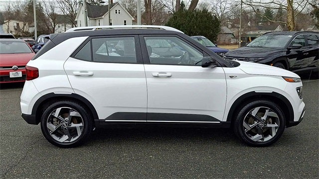 2023 Hyundai Venue Limited