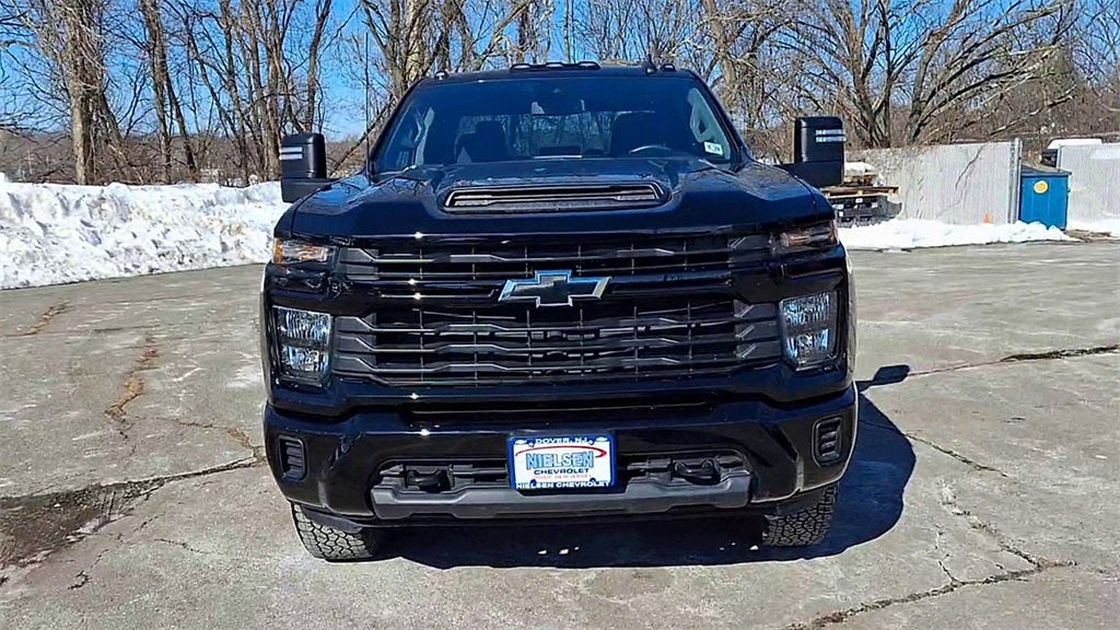 2024 Chevrolet Silverado 2500HD Custom