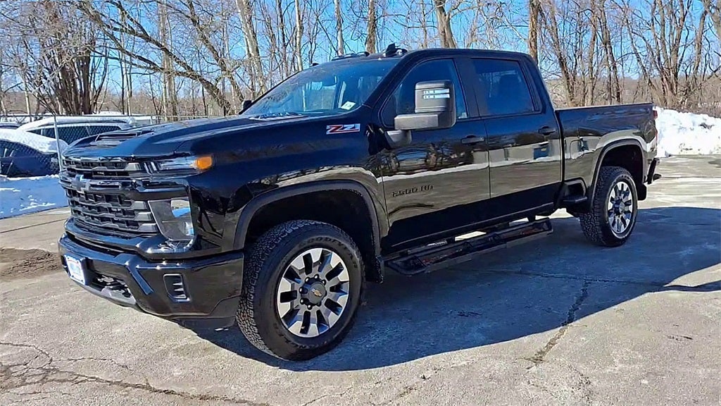 2024 Chevrolet Silverado 2500HD Custom