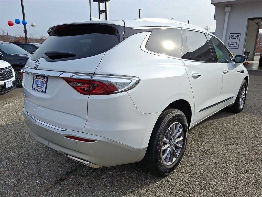 2024 Buick Enclave Essence