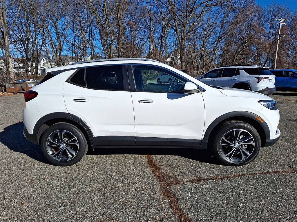 2022 Buick Encore GX Select