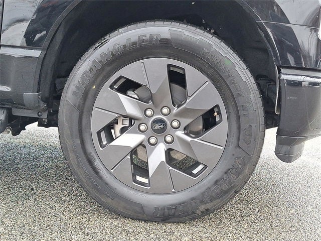 2024 Ford F-150 Lightning Flash