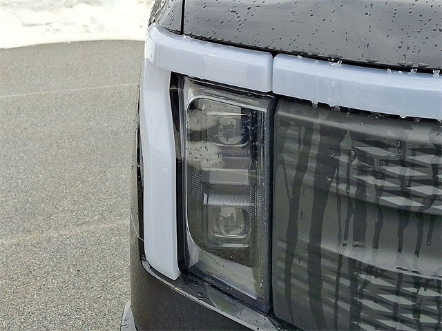 2024 Ford F-150 Lightning Flash