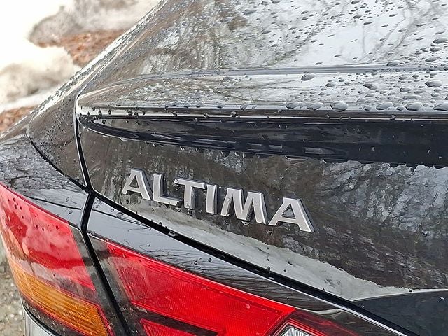 2025 Nissan Altima 2.5 SR